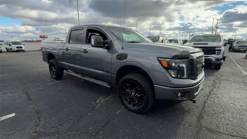 2019 Nissan Titan XD SL