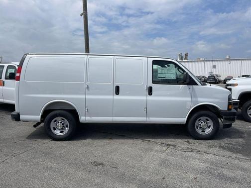2025 Chevrolet Express 2500 Work Van