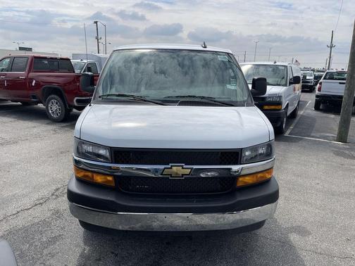 2025 Chevrolet Express 2500 Work Van