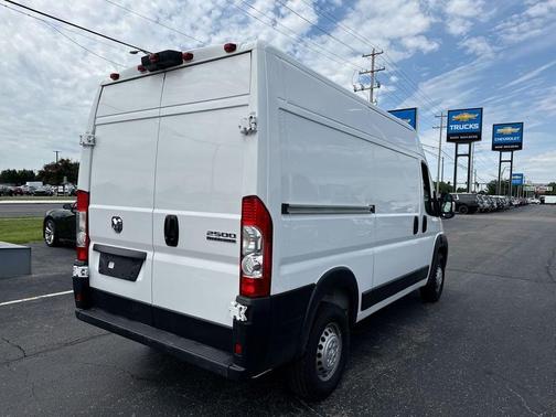 Bright White Clearcoat 2025 RAM ProMaster 2500 High Roof