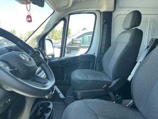 Bright White Clearcoat 2025 RAM ProMaster 2500 High Roof