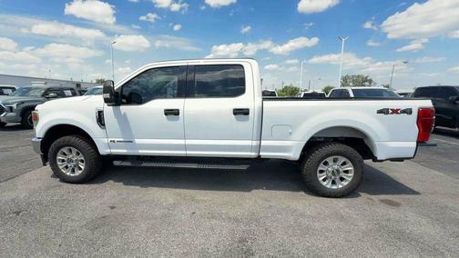 Oxford White 2022 Ford F-250 XLT