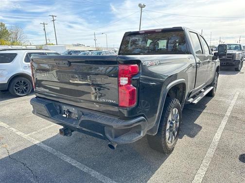 2022 Chevrolet Silverado 2500 Custom