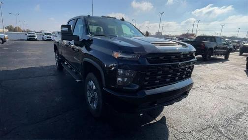 2022 Chevrolet Silverado 2500 Custom