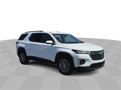 2022 Chevrolet Traverse LT Cloth