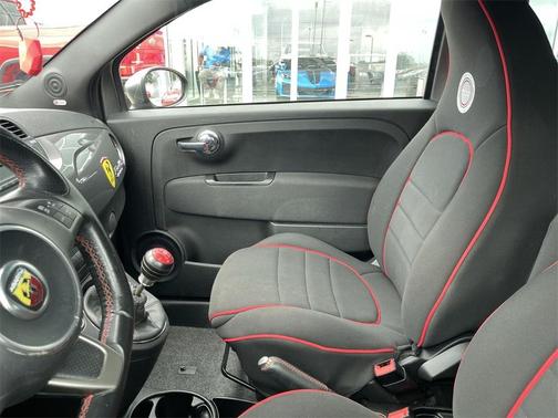 2013 FIAT 500C Abarth