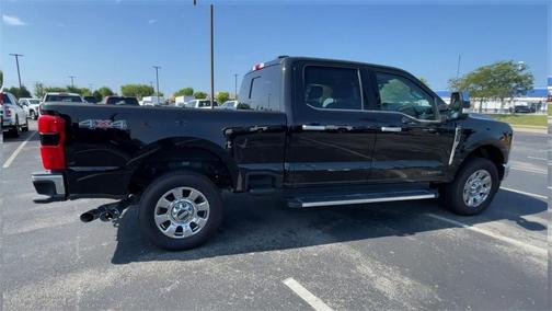2023 Ford F-350 Lariat Super Duty