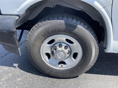 2023 Chevrolet Express 2500 Work Van