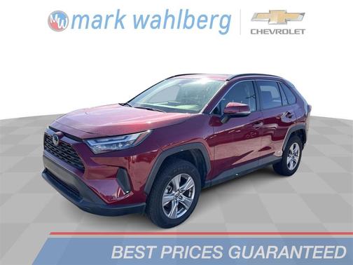 2022 Toyota RAV4 Hybrid XLE
