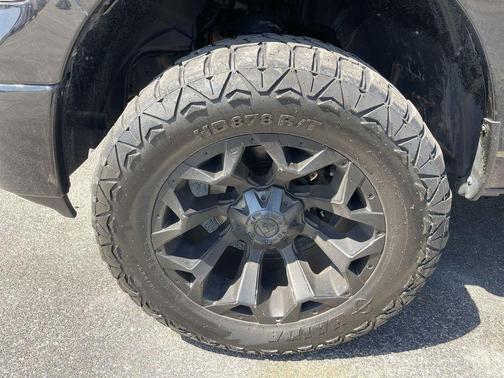 Diamond Black 2019 RAM 1500 Classic SLT