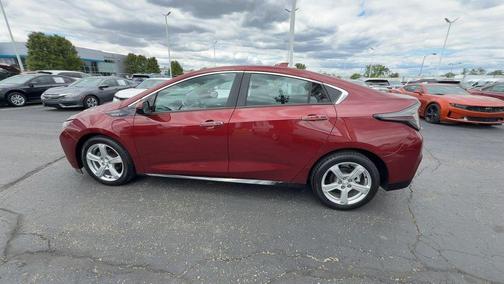 Siren Red Tintcoat 2017 Chevrolet Volt LT