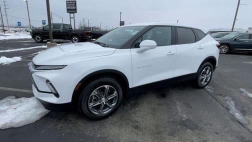 Summit White 2023 Chevrolet Blazer 2LT