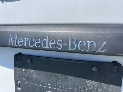 White 2021 Mercedes-Benz Metris Base