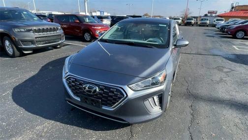 2020 Hyundai IONIQ Plug-In Hybrid SE