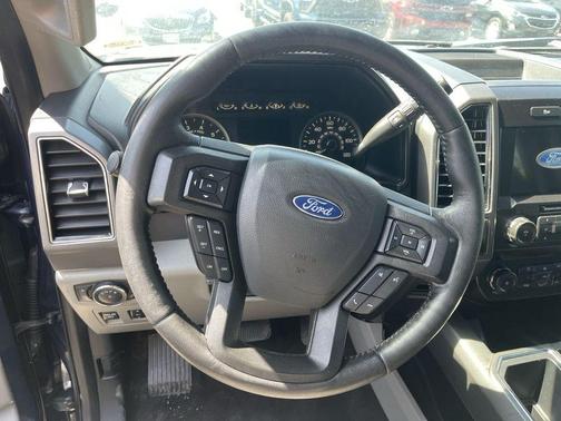 Blue 2019 Ford F-150 XLT