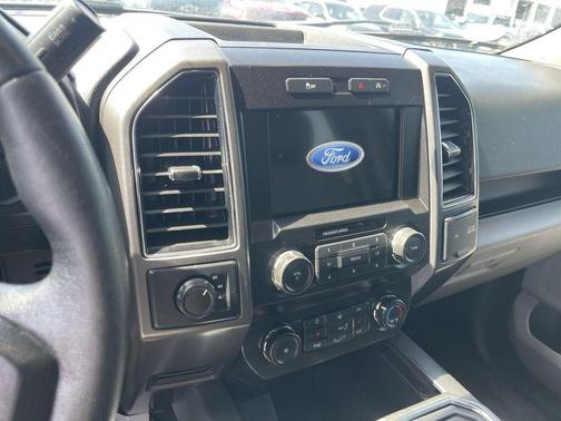 Blue 2019 Ford F-150 XLT