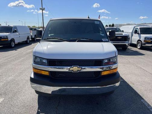 2025 Chevrolet Express 2500 Work Van