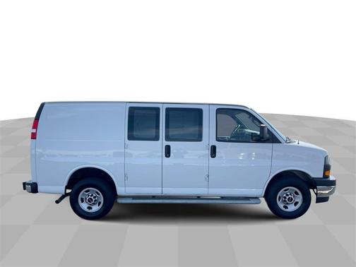 2022 GMC Savana 2500 Work Van