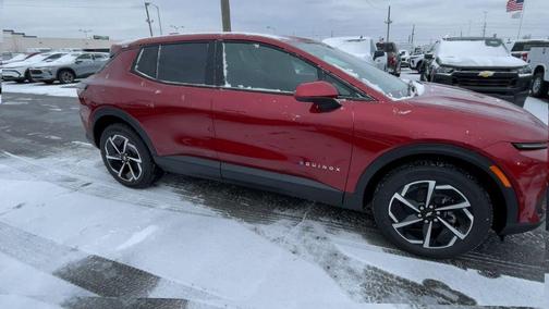 2026 Chevrolet Equinox EV LT 1