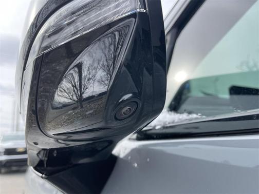 2025 GMC Sierra EV Denali