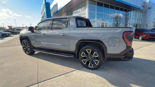 2025 GMC Sierra EV Denali