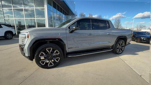 2025 GMC Sierra EV Denali