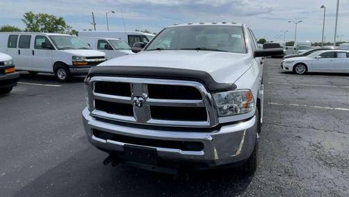 Bright White Clearcoat 2018 RAM 3500 Tradesman