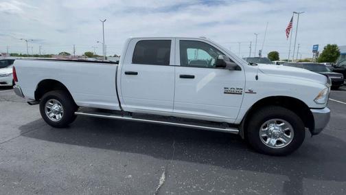 Bright White Clearcoat 2018 RAM 3500 Tradesman