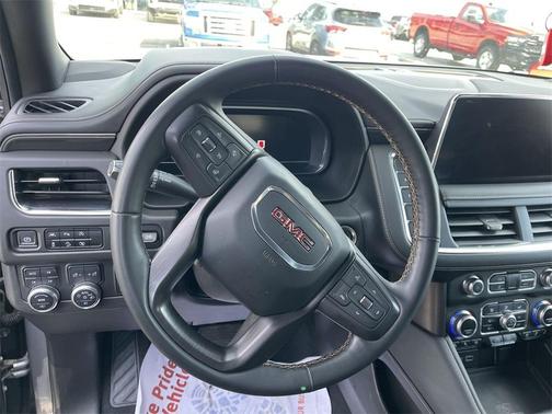 2023 GMC Yukon XL AT4