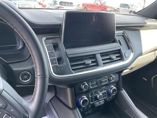 2023 GMC Yukon XL AT4