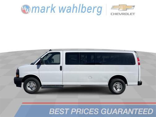 2022 Chevrolet Express 3500 LS