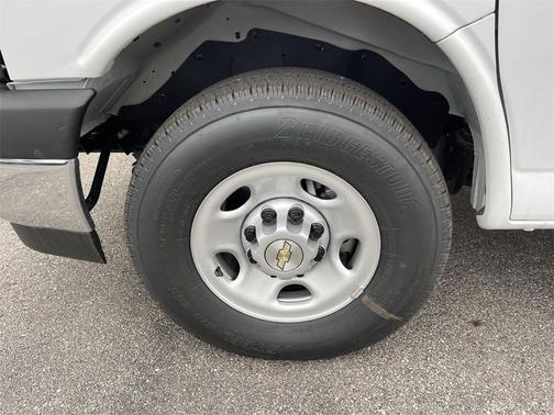 2025 Chevrolet Express 2500 Work Van