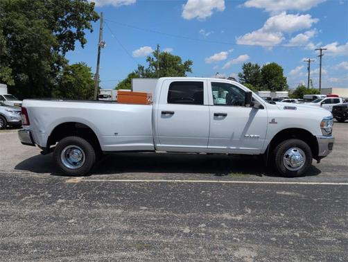 2022 RAM 3500 Tradesman