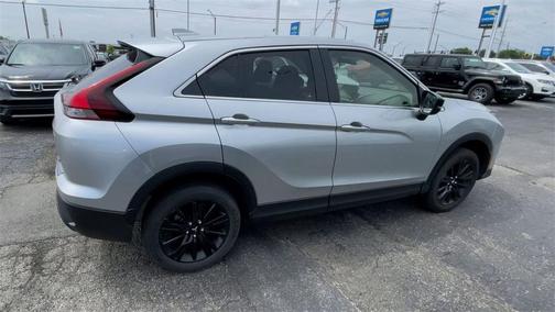 2023 Mitsubishi Eclipse Cross LE
