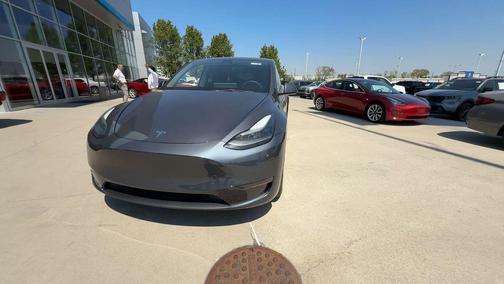 Gray 2023 Tesla Model Y Long Range