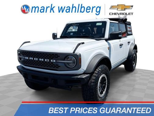 Oxford White 2022 Ford Bronco Badlands