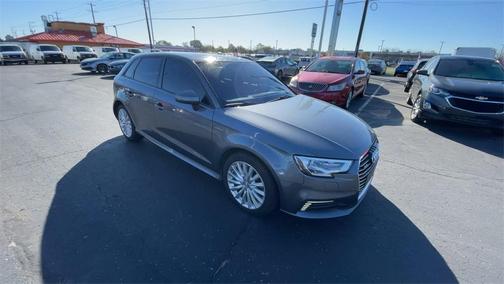2017 Audi A3 e-tron 1.4T Premium