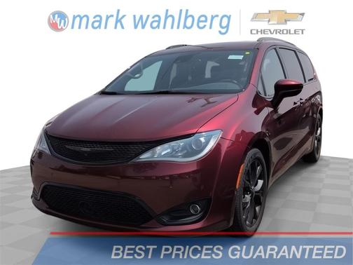 2020 Chrysler Pacifica Touring-L Plus