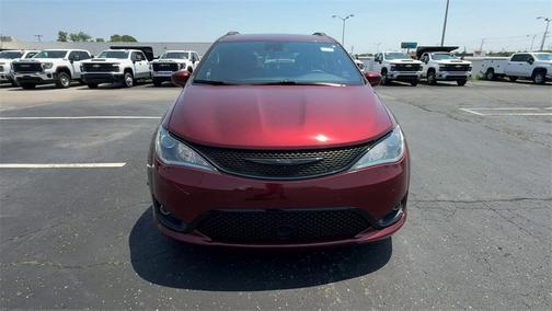 2020 Chrysler Pacifica Touring-L Plus