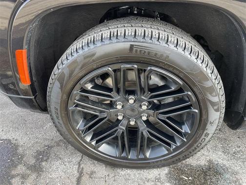 2023 Jeep Wagoneer Series II