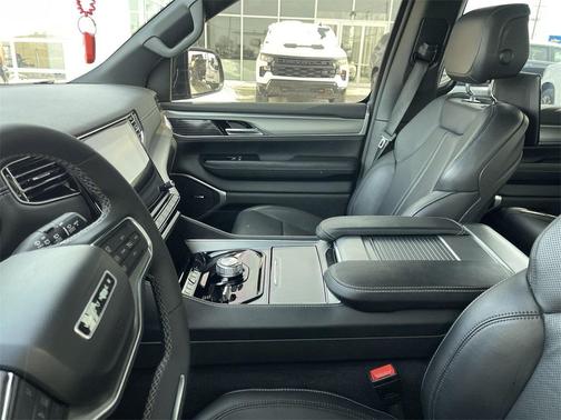 2023 Jeep Wagoneer Series II