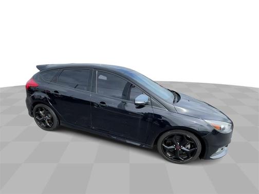 2017 Ford Focus ST Base