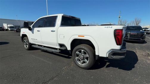 2025 GMC Sierra 2500 SLT