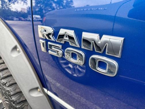 Blue Streak Pearlcoat 2017 RAM 1500 Big Horn