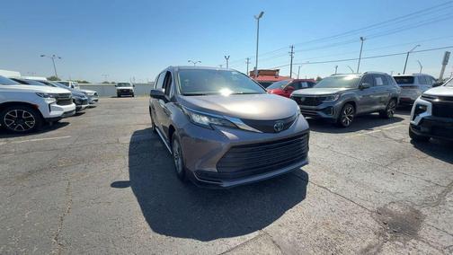Predawn Gray Mica 2021 Toyota Sienna LE
