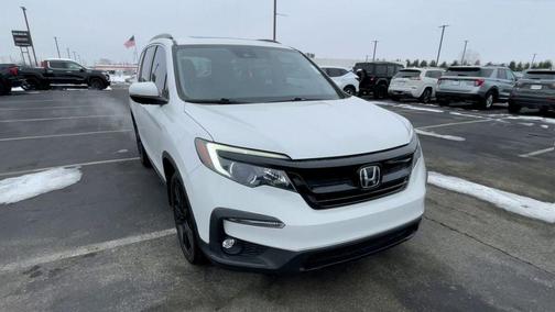 White 2022 Honda Pilot Special Edition