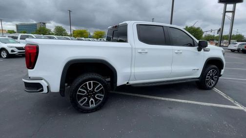 Summit White 2023 GMC Sierra 1500 AT4