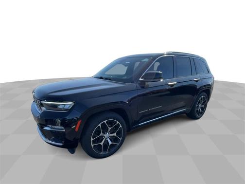 2022 Jeep Grand Cherokee Summit