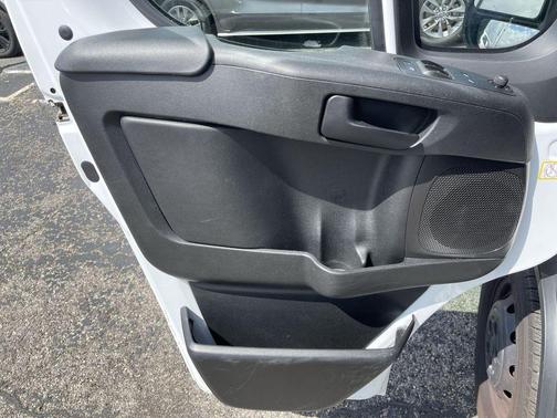 Bright White Clearcoat 2023 RAM ProMaster 2500 High Roof