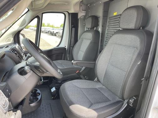 Bright White Clearcoat 2023 RAM ProMaster 2500 High Roof